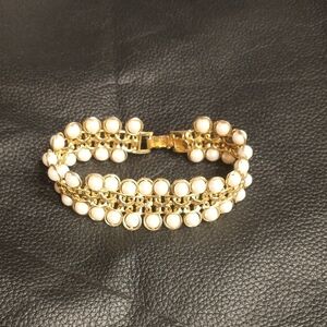 Avon Gold and Cream Pearl Bracelet